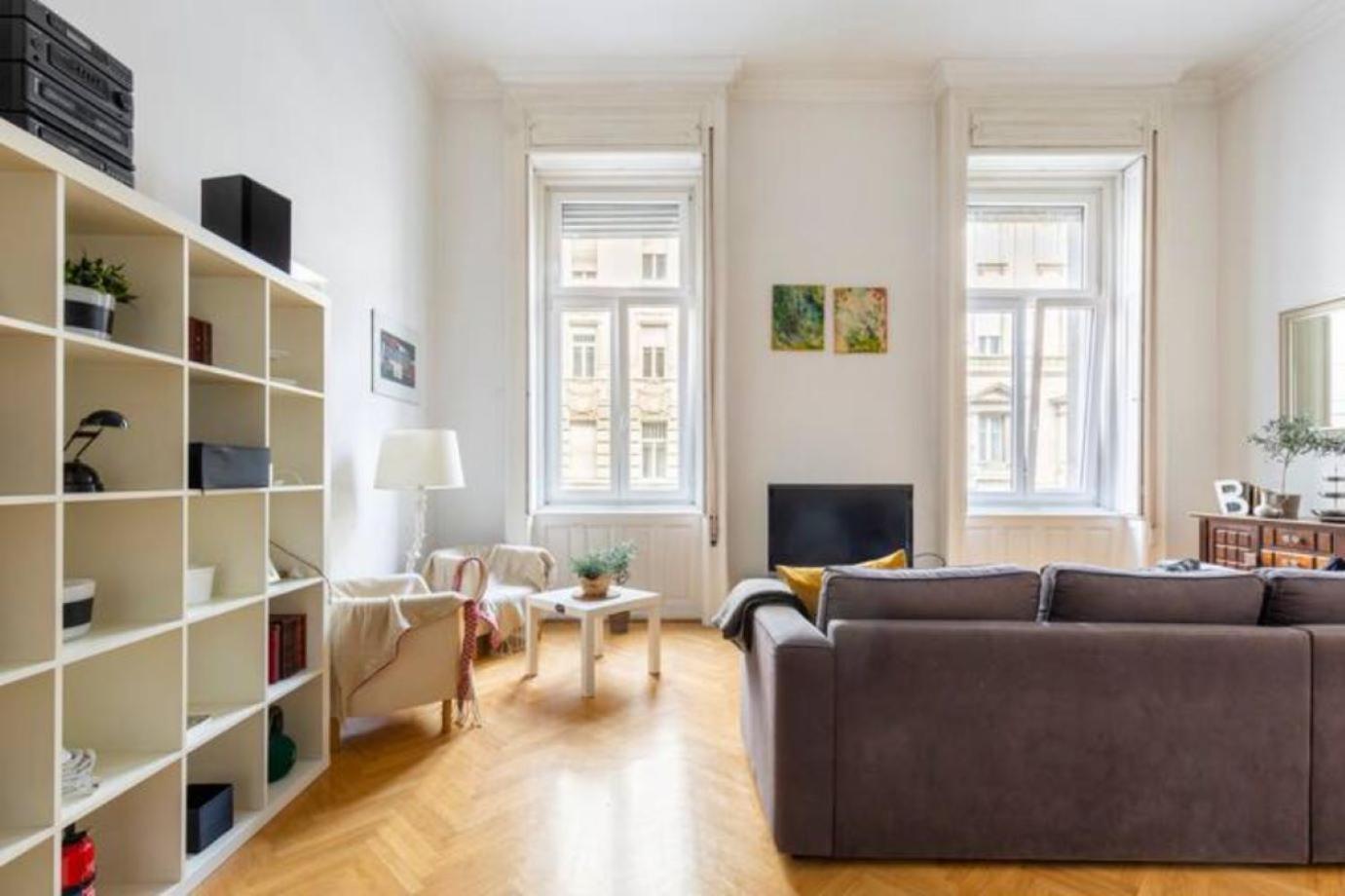 Bourgeois Elegance In The Heart Of Budapest Luaran gambar