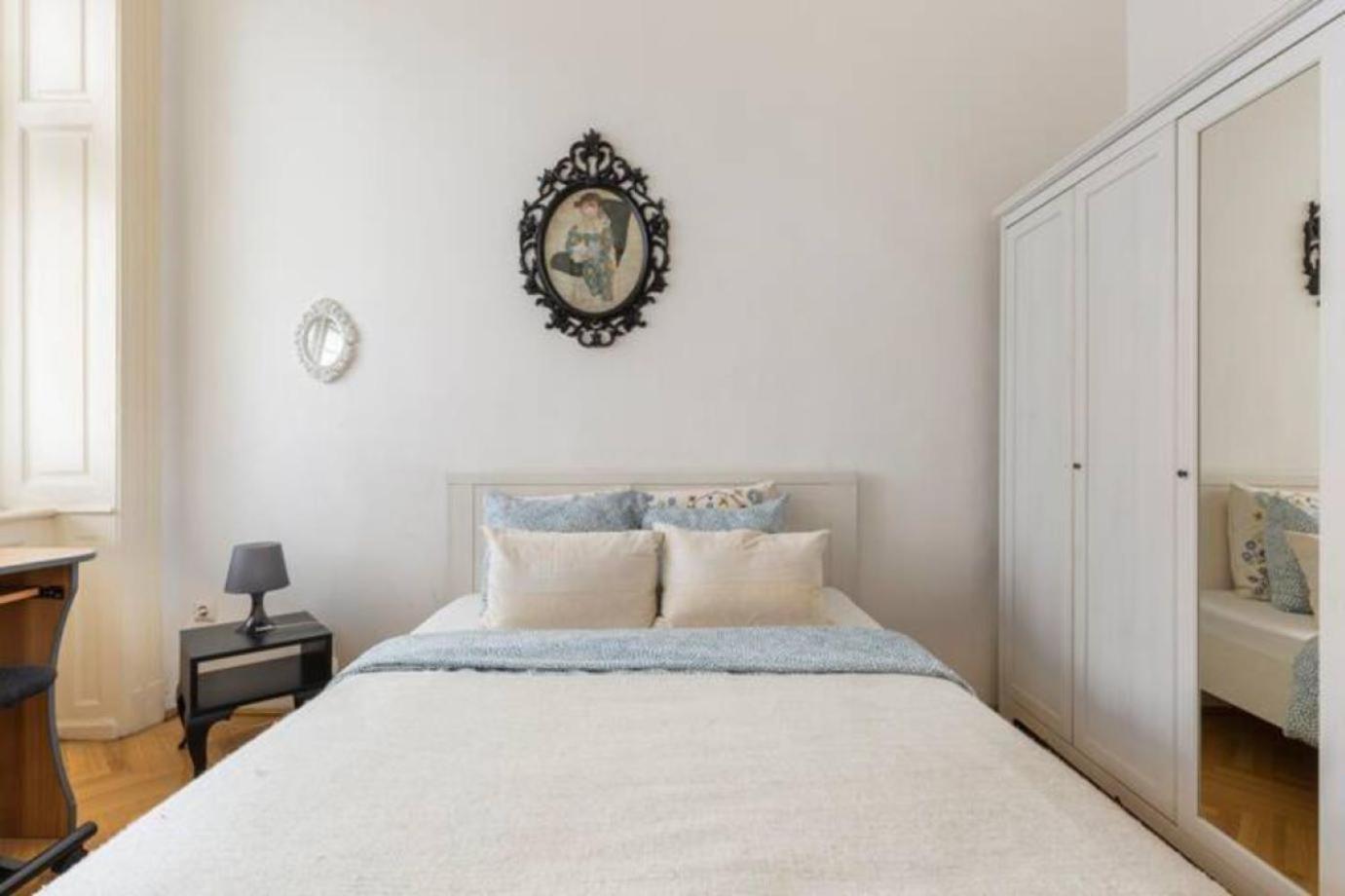 Bourgeois Elegance In The Heart Of Budapest Luaran gambar