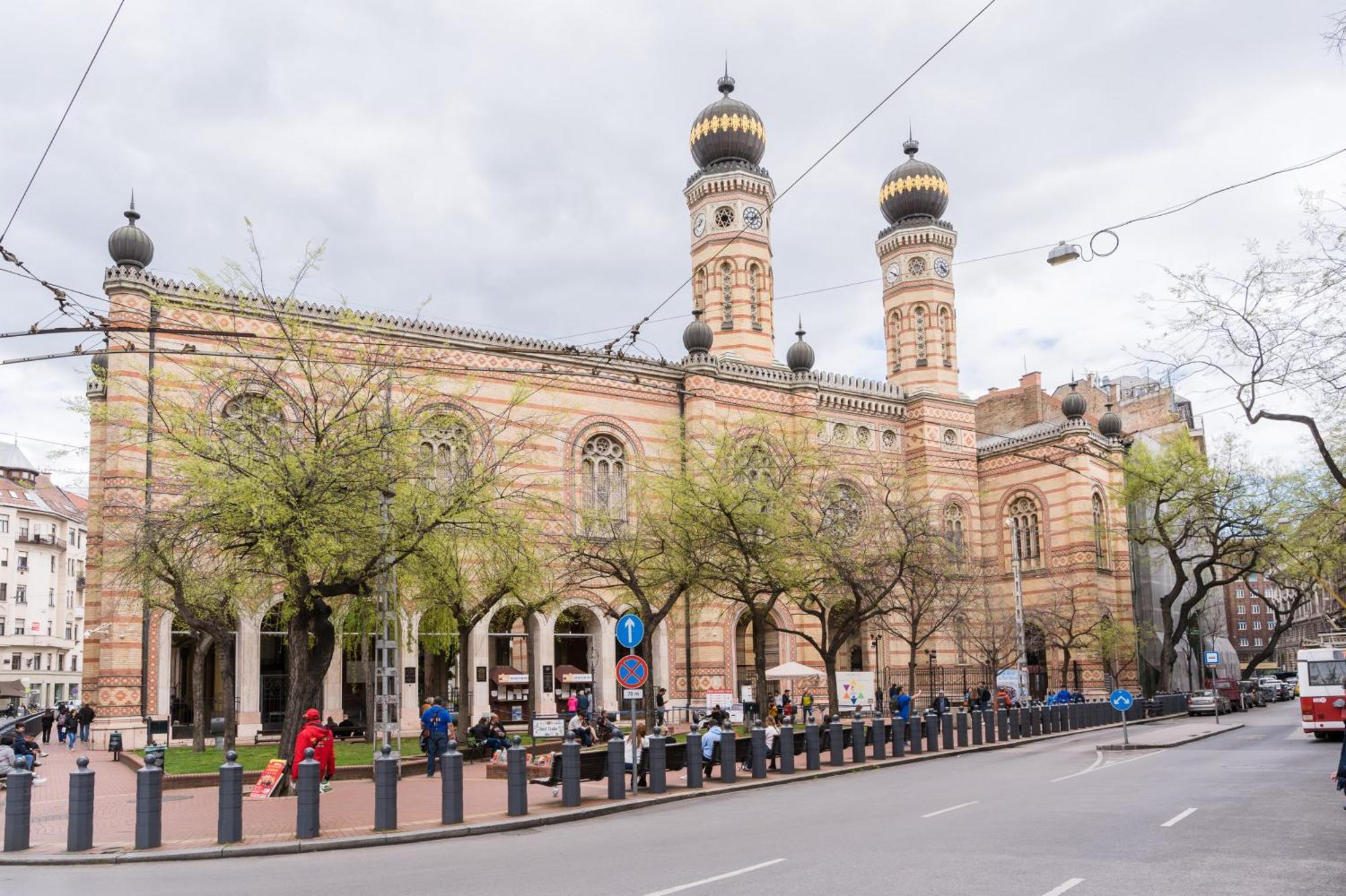 Bourgeois Elegance In The Heart Of Budapest Luaran gambar